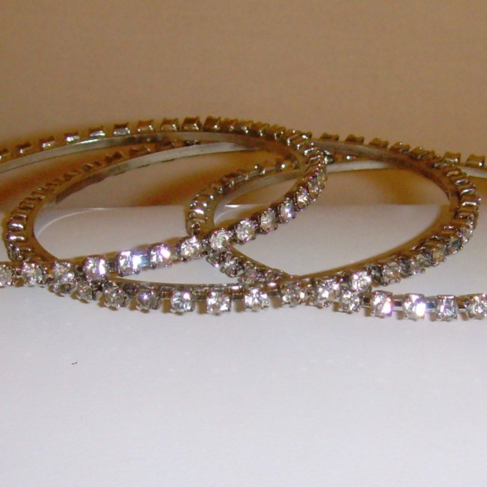 Rhinestone Vintage Bangle Bracelets (Set of 3)